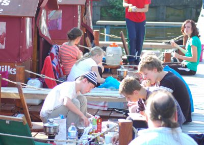 Frühstückspause auf Floß